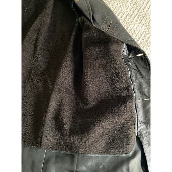 Vintage Lightly Distressed Black Leather Trench Coat Wooden Button Mens Med 38‎ - Picture 7 of 16
